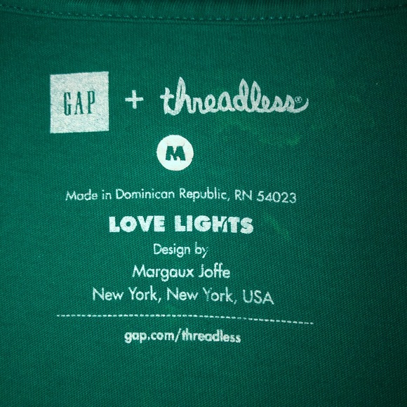 GAP Tee - Picture 2 of 2